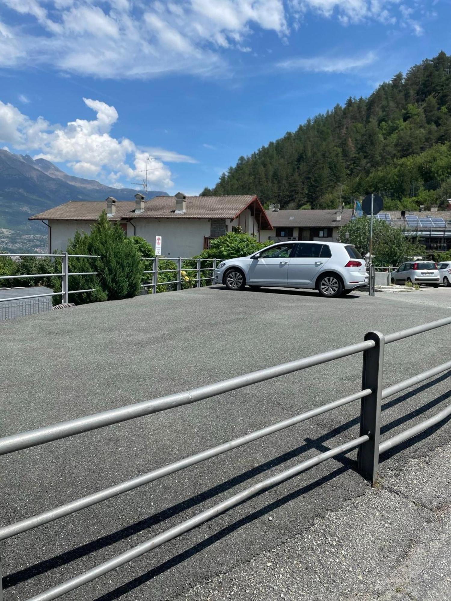 Casa Kristel Cir Comunale N 14 Aosta Exterior photo